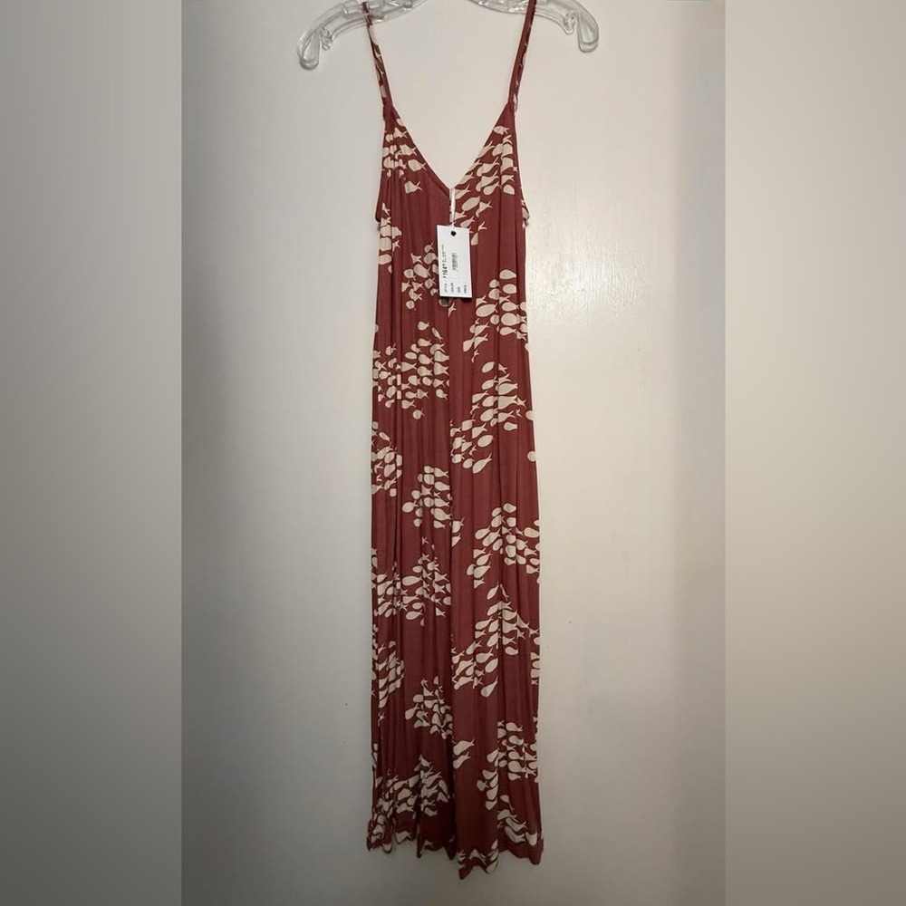 🌺 Ava Sky Jumper Finley size S in Rose Fish (NWT)